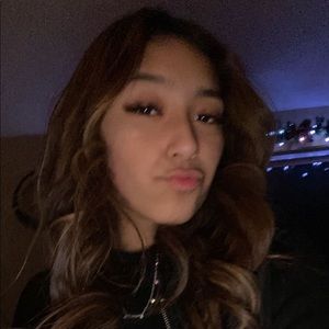 Meet your Posher, Danelly